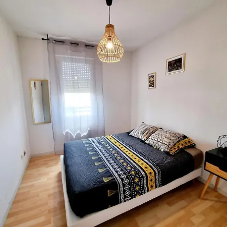 Maison Cocooning Jardin Et Parking Gratuit Holiday home Roques (Haute-Garonne)